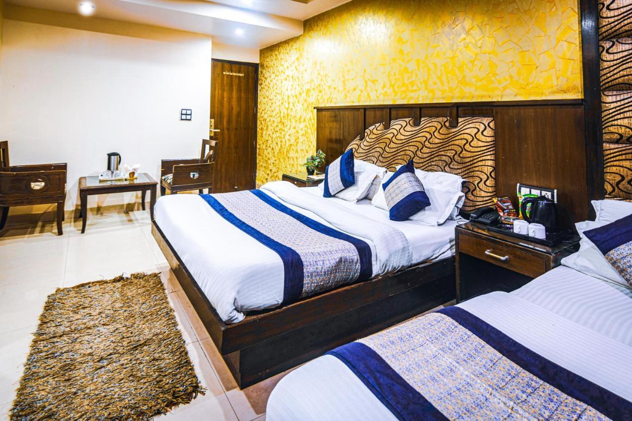 Hotel Shivdev International, Near New Delhi Railway Station ภายนอก รูปภาพ