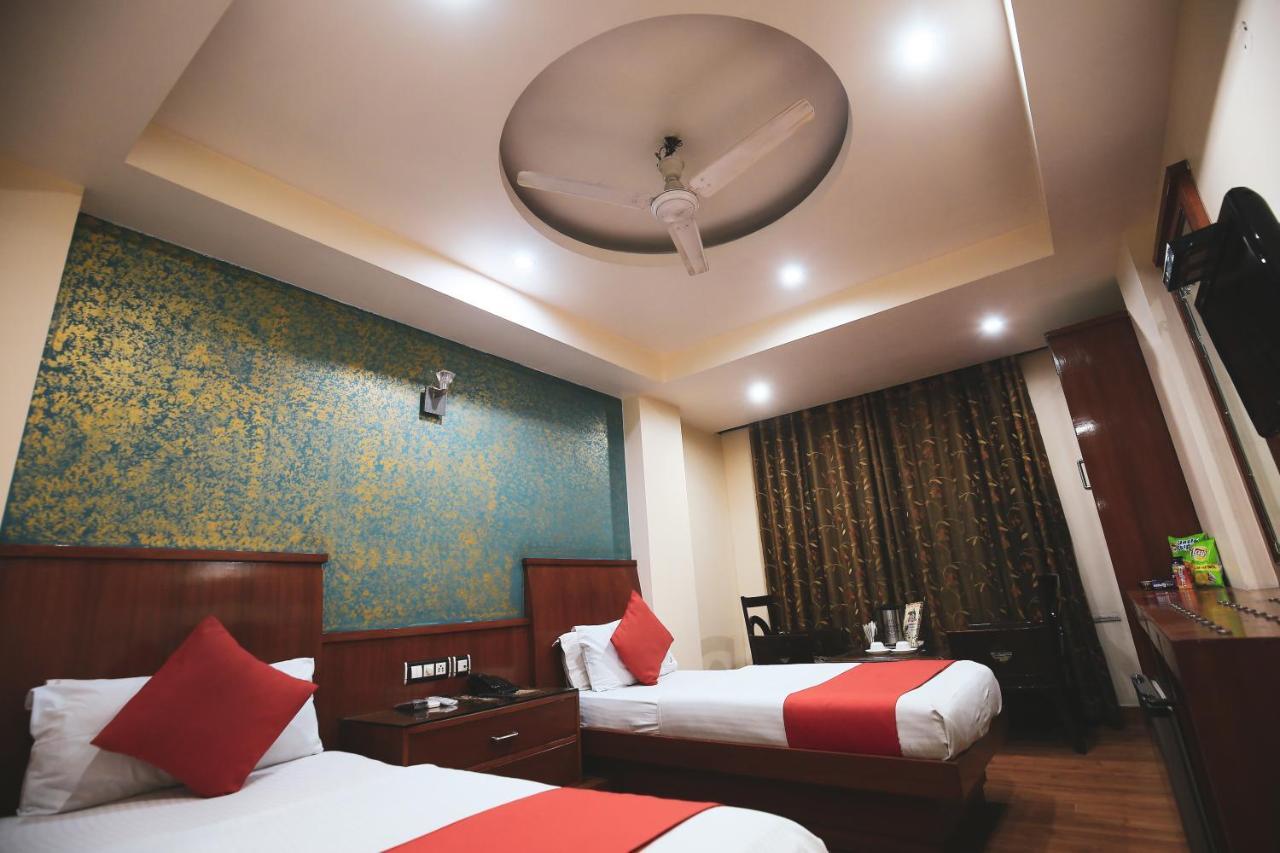 Hotel Shivdev International, Near New Delhi Railway Station ภายนอก รูปภาพ